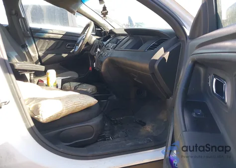 2017 Ford Police Interceptor из США, поврежденный, VIN 1FAHP2L80HG133846